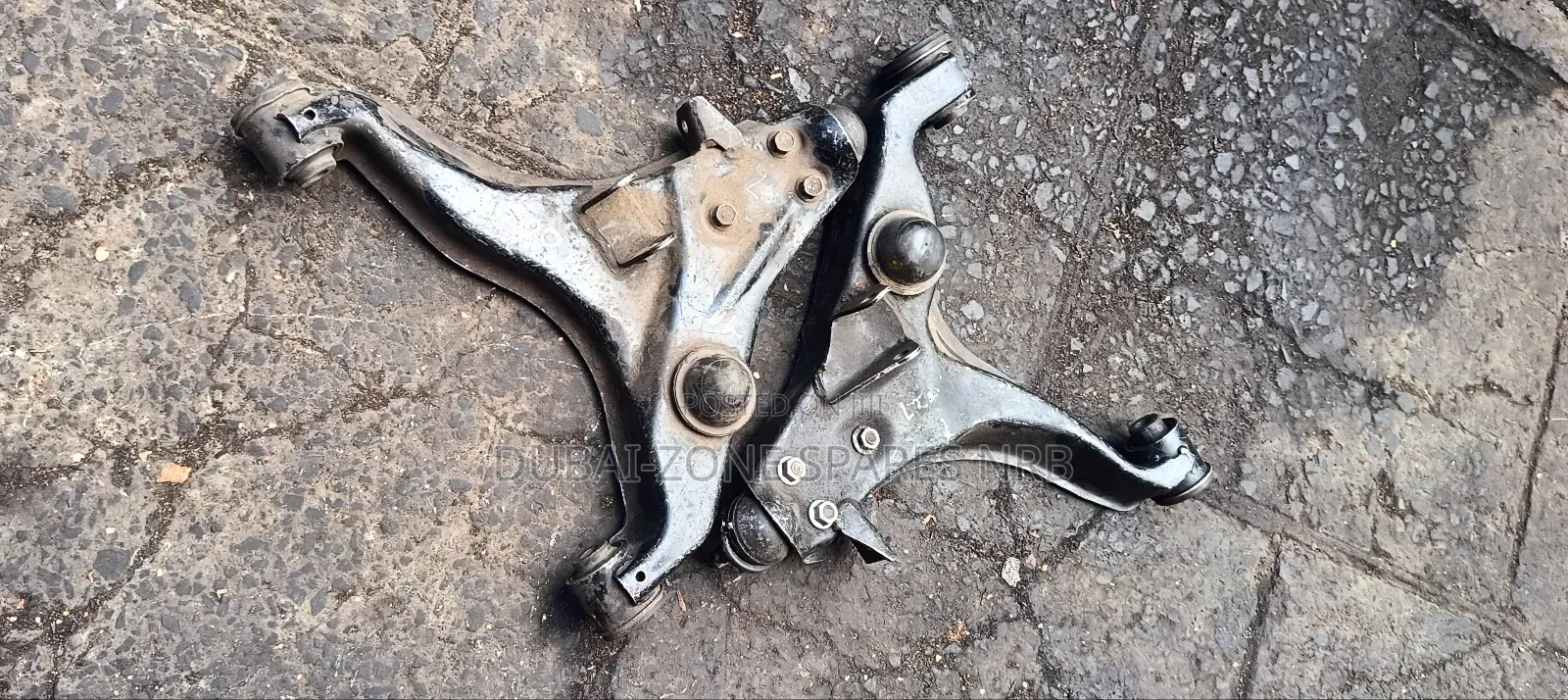 Lower Control Arms Pajero,L200.