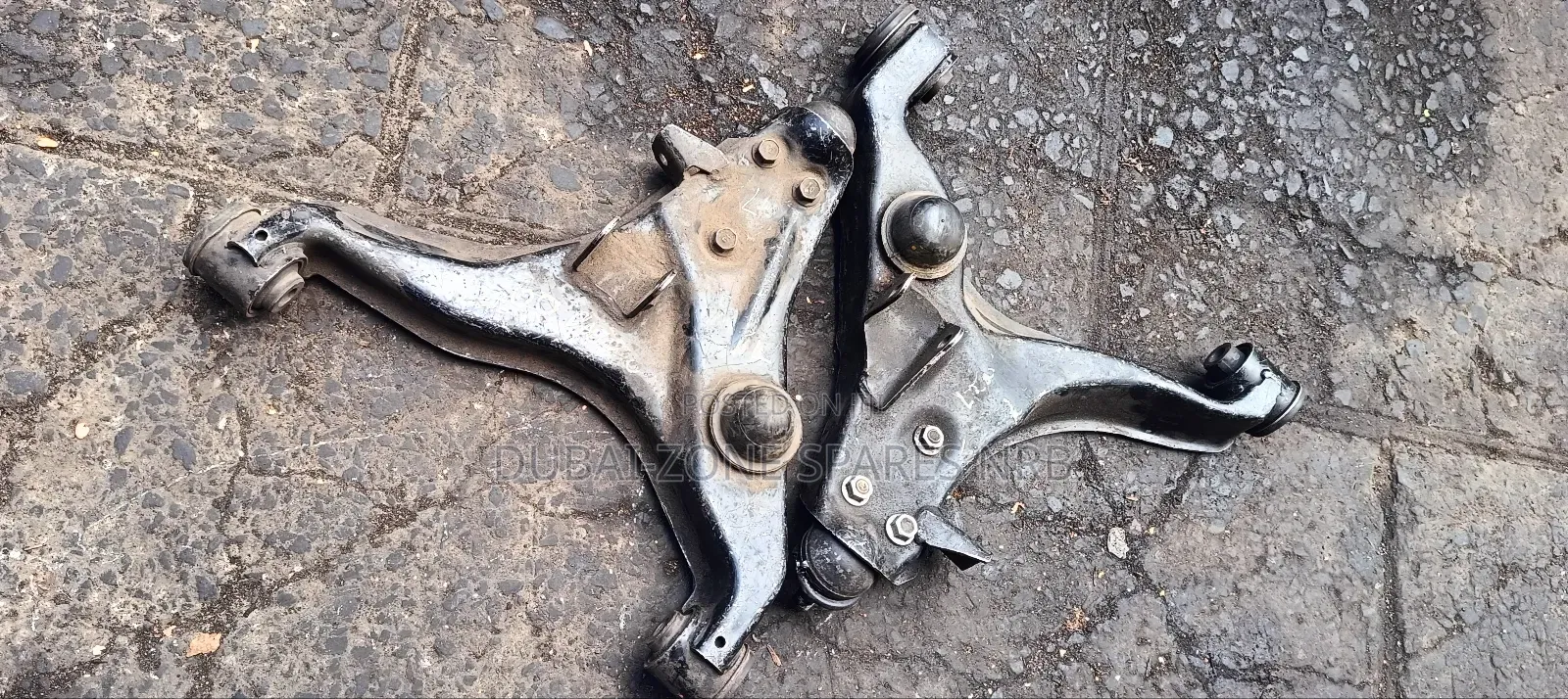 Lower Control Arms Pajero,L200.