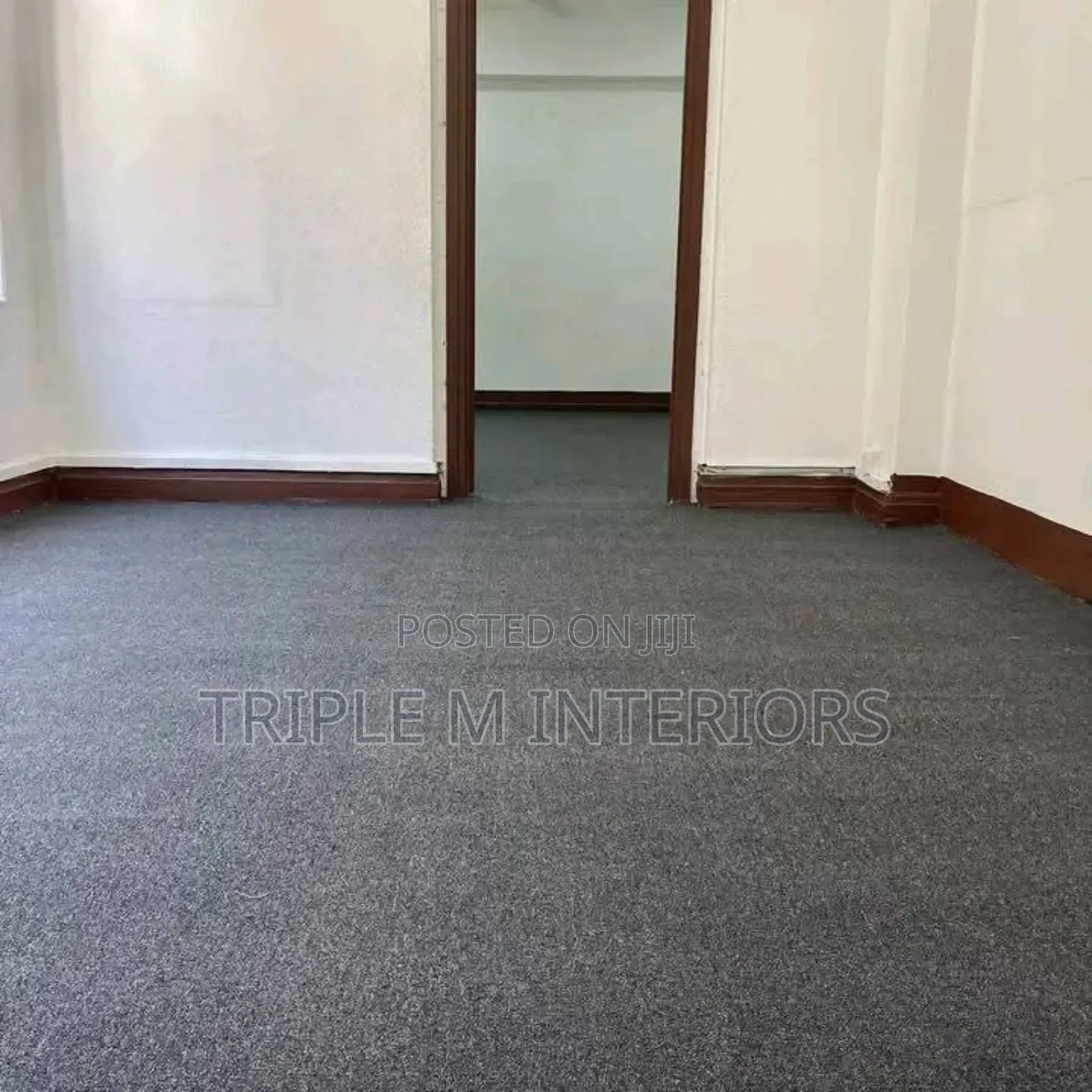 Contemporary Grey Wall Carpet