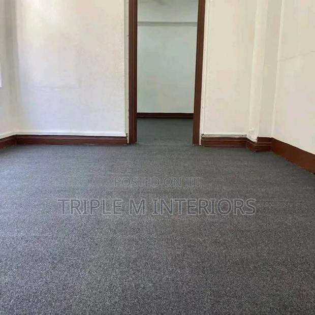 Contemporary Grey Wall Carpet