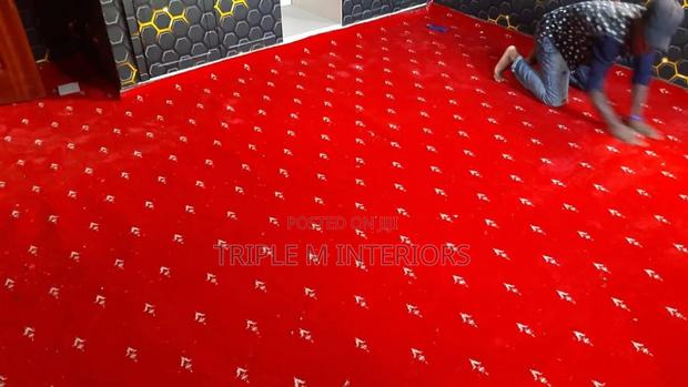 Corporate Dotted Carpet for Offices Boardrooms