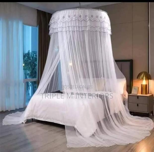 Strong Hanging Round Mosquito Net With Ring Support