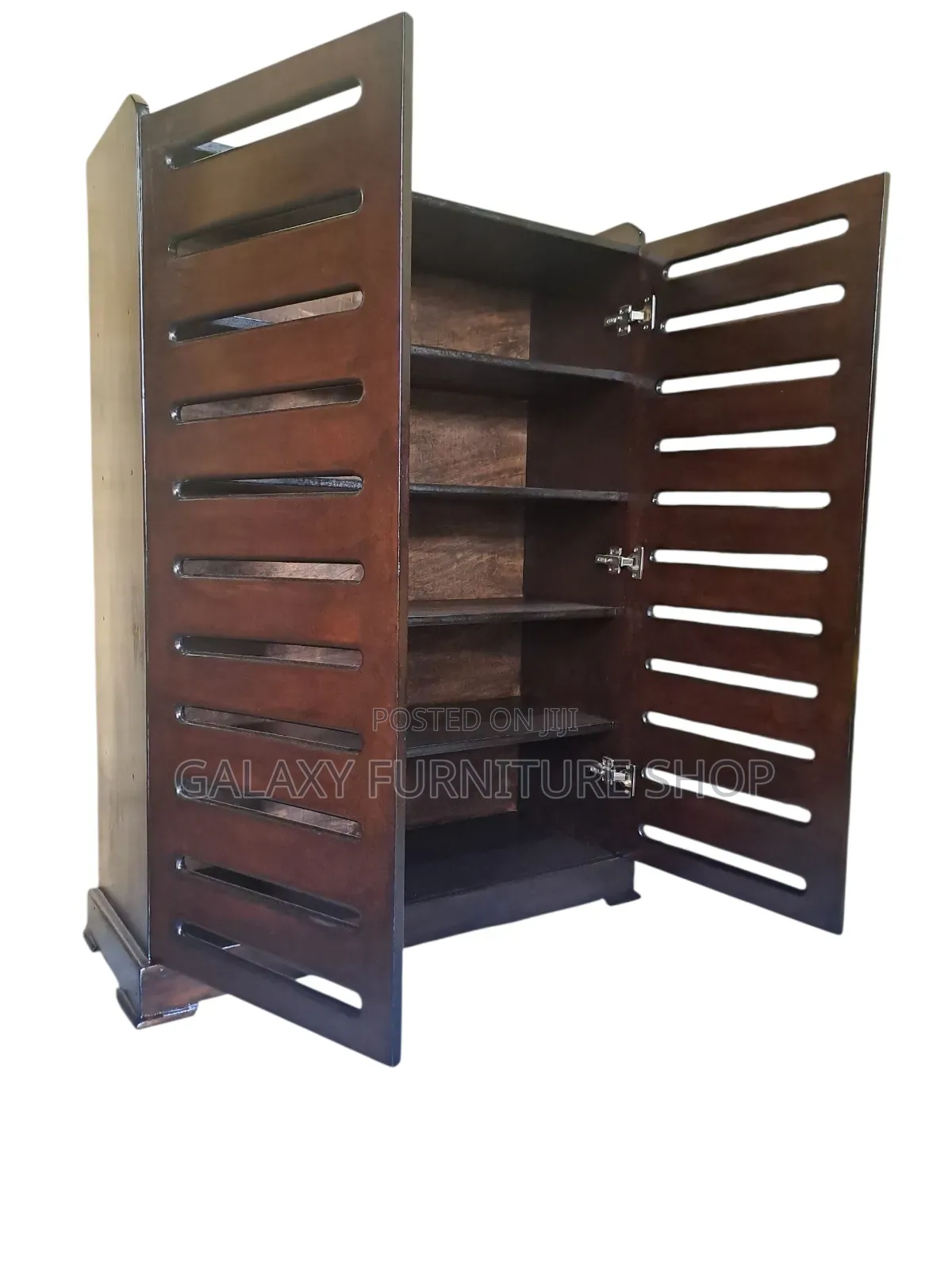 Closed Shoerack Cabinet