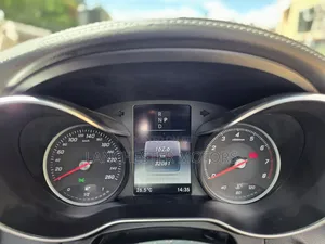 Mercedes-Benz C200 2018 White