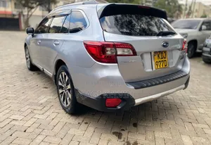 Subaru Outback 2016 Silver