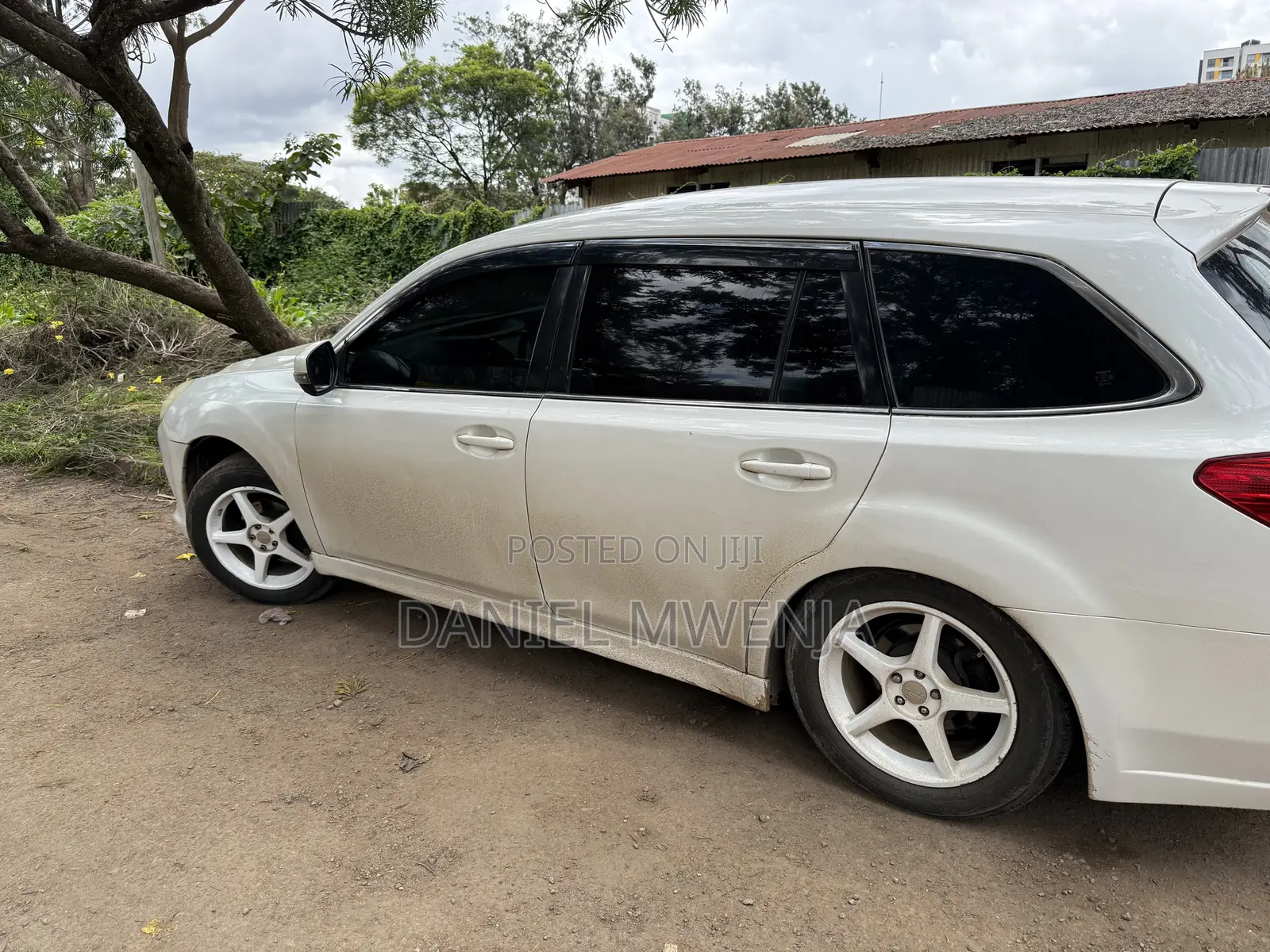 Subaru Legacy 2012 White