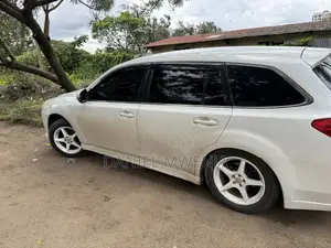 Subaru Legacy 2012 White
