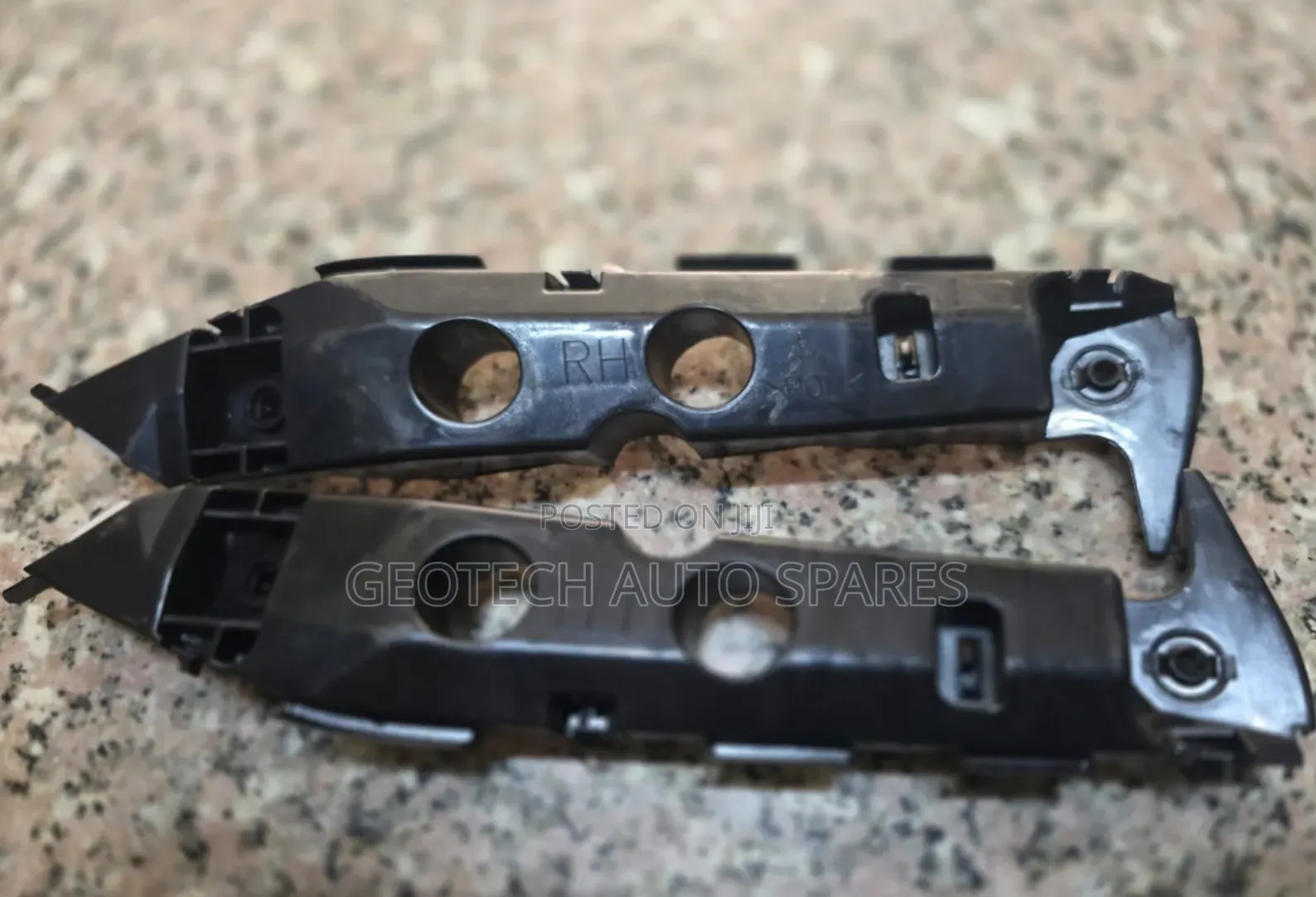 Toyota Wish 2005 Bumper Brackets (Slides)