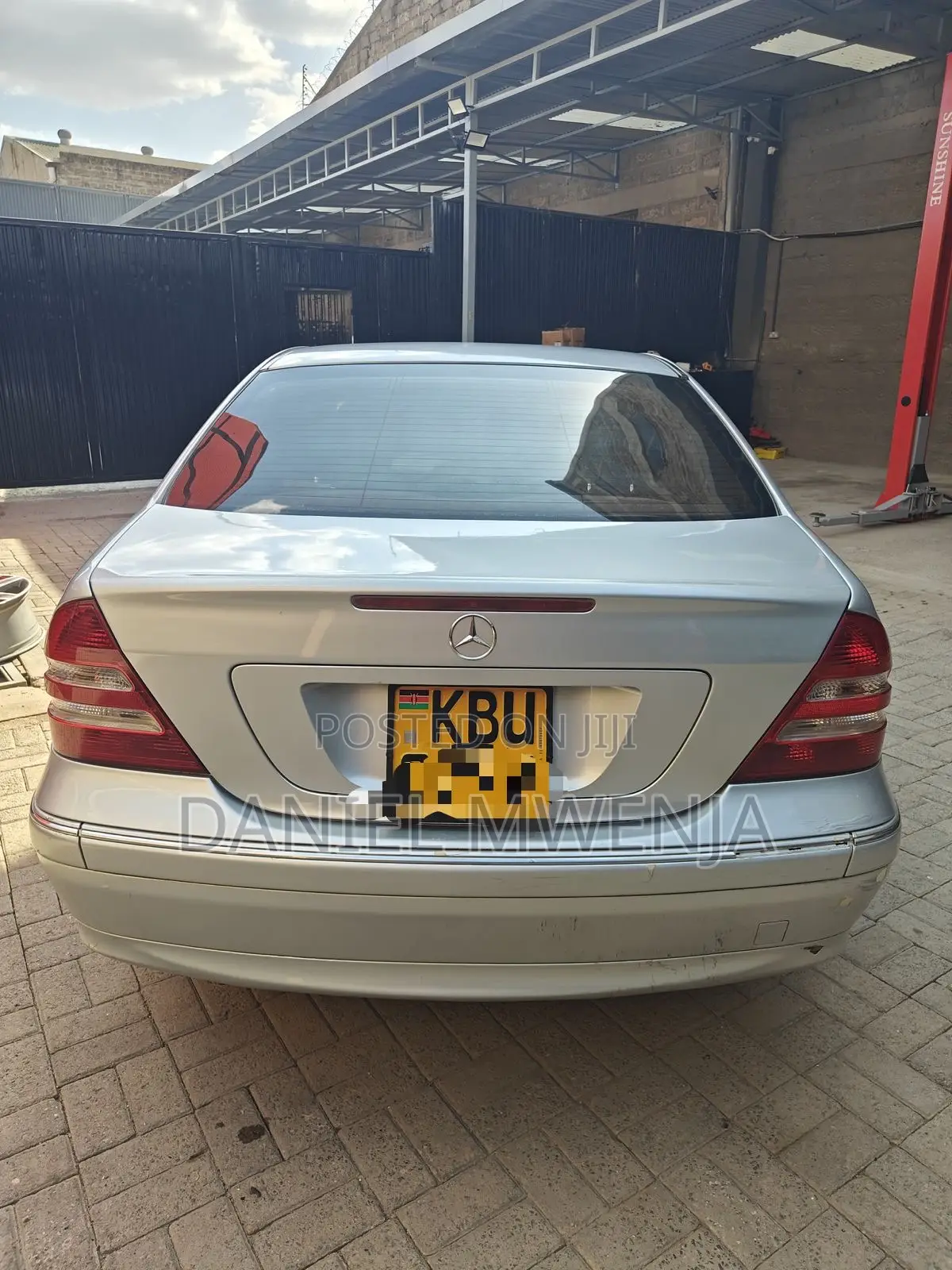 Mercedes-Benz C200 2006 Silver