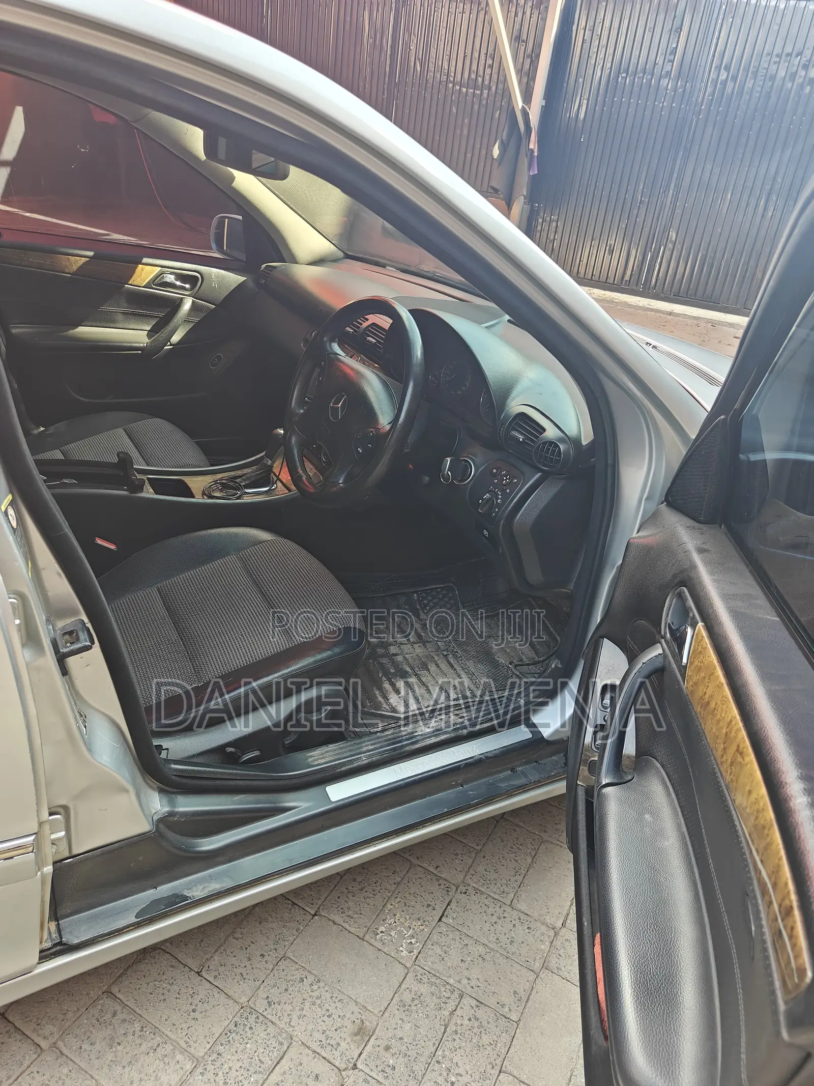 Mercedes-Benz C200 2006 Silver