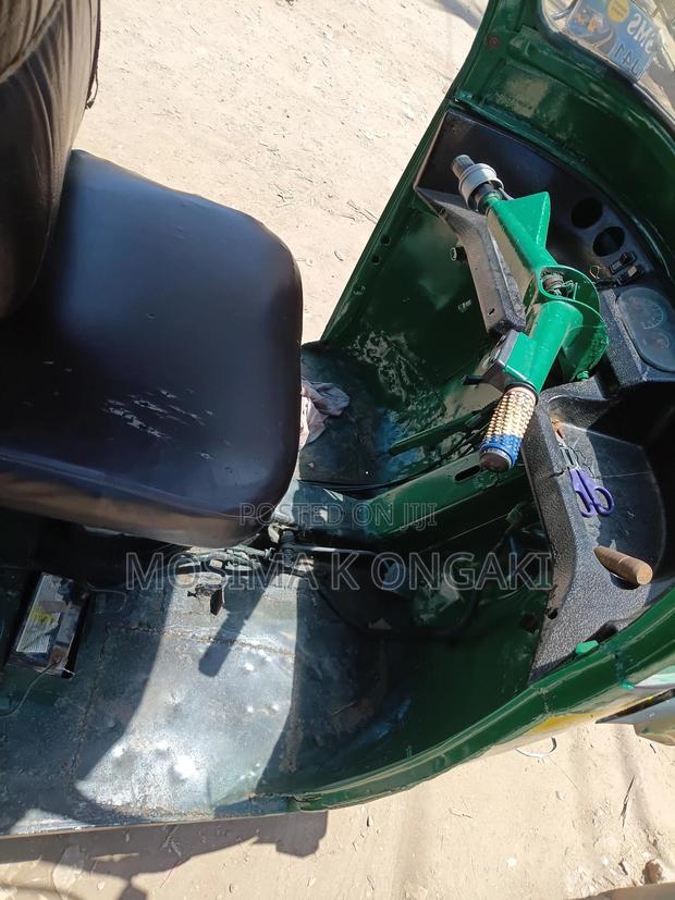 Piaggio 2020 Green - thumbnail 2