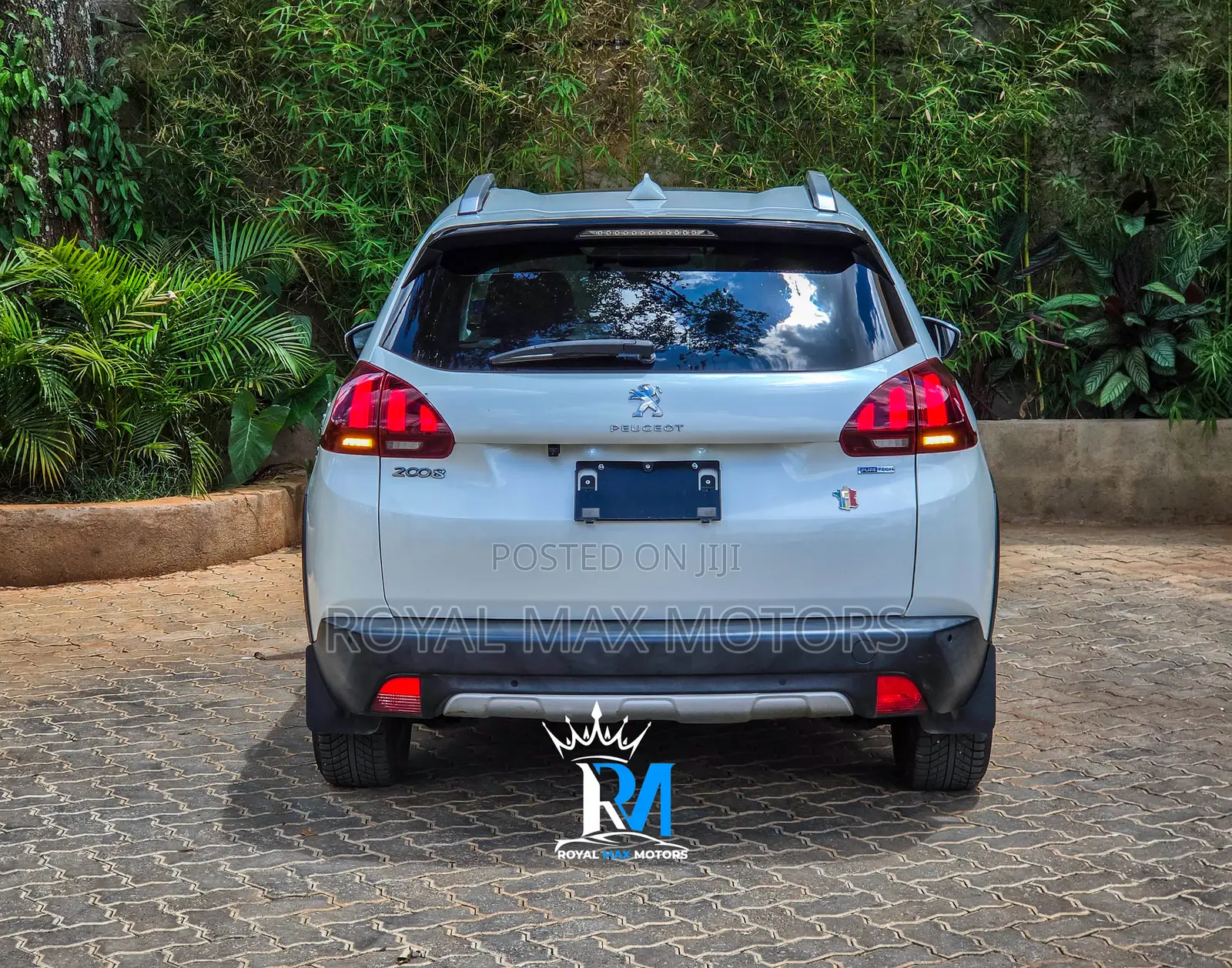 Peugeot 2008 2019 White