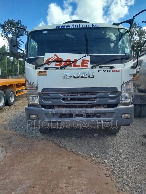 Isuzu FVR 90 Tipper - 2022 Model - thumbnail 2