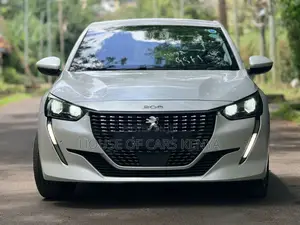 Peugeot 208 2021 White