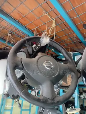 Nisaan Juke Steering Airbag