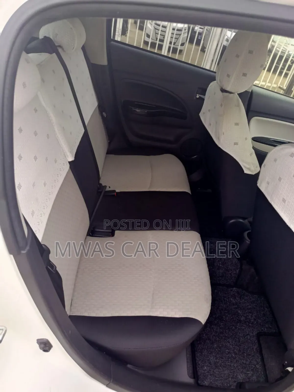 Mitsubishi Mirage 2017 White