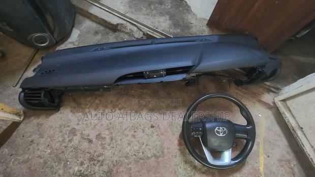 Hilux Revo Double Cab Dashboard and Stearing - thumbnail 4