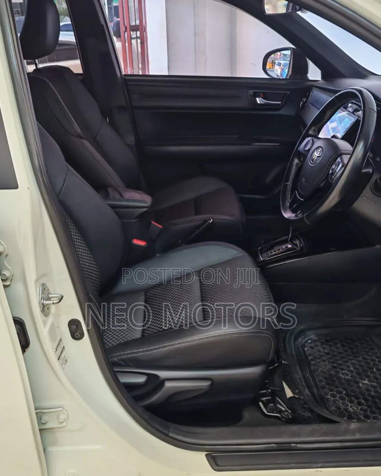 Toyota Corolla Fielder 2017 White