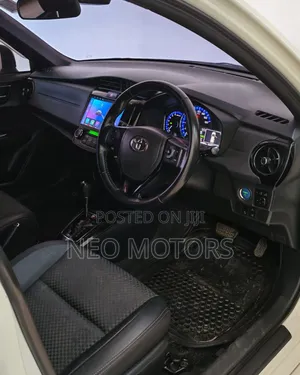 Toyota Corolla Fielder 2017 White