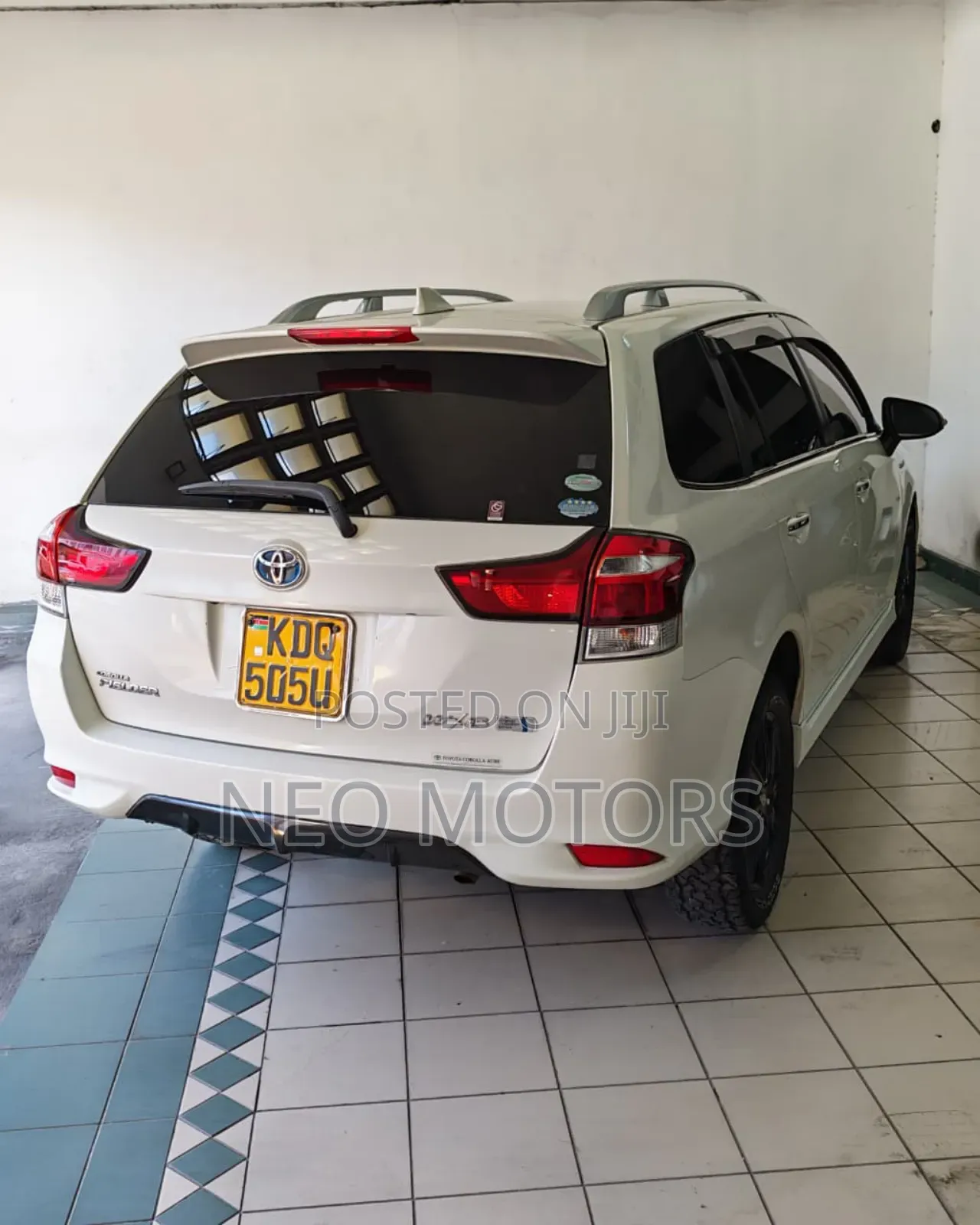 Toyota Corolla Fielder 2017 White