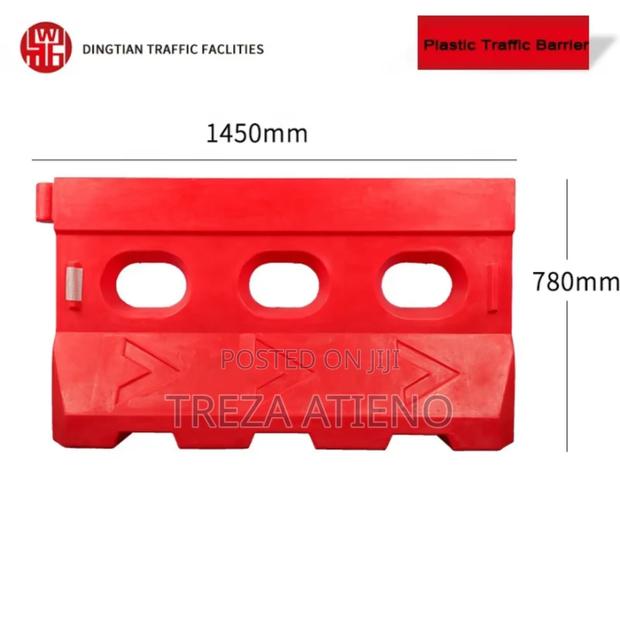 Reflective Traffic Safety Barrier - thumbnail 2