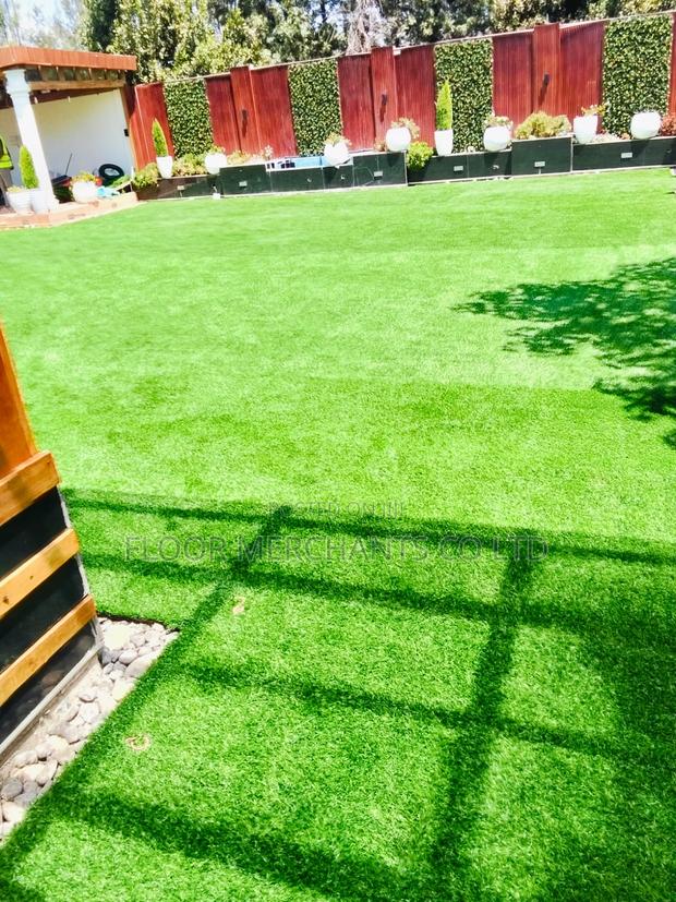Grass Carpet - main view