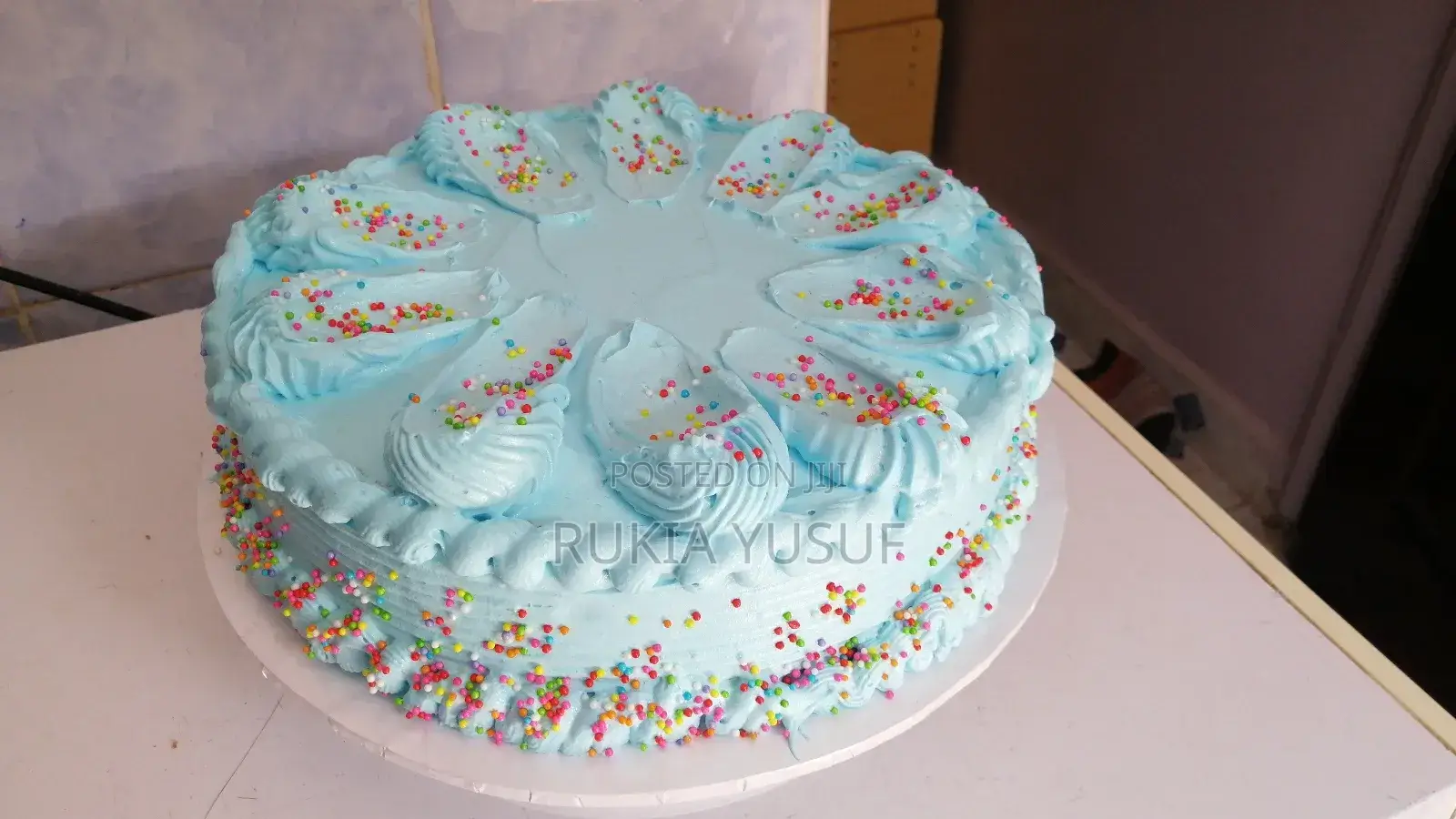 Cakes and Cupcakes on Order