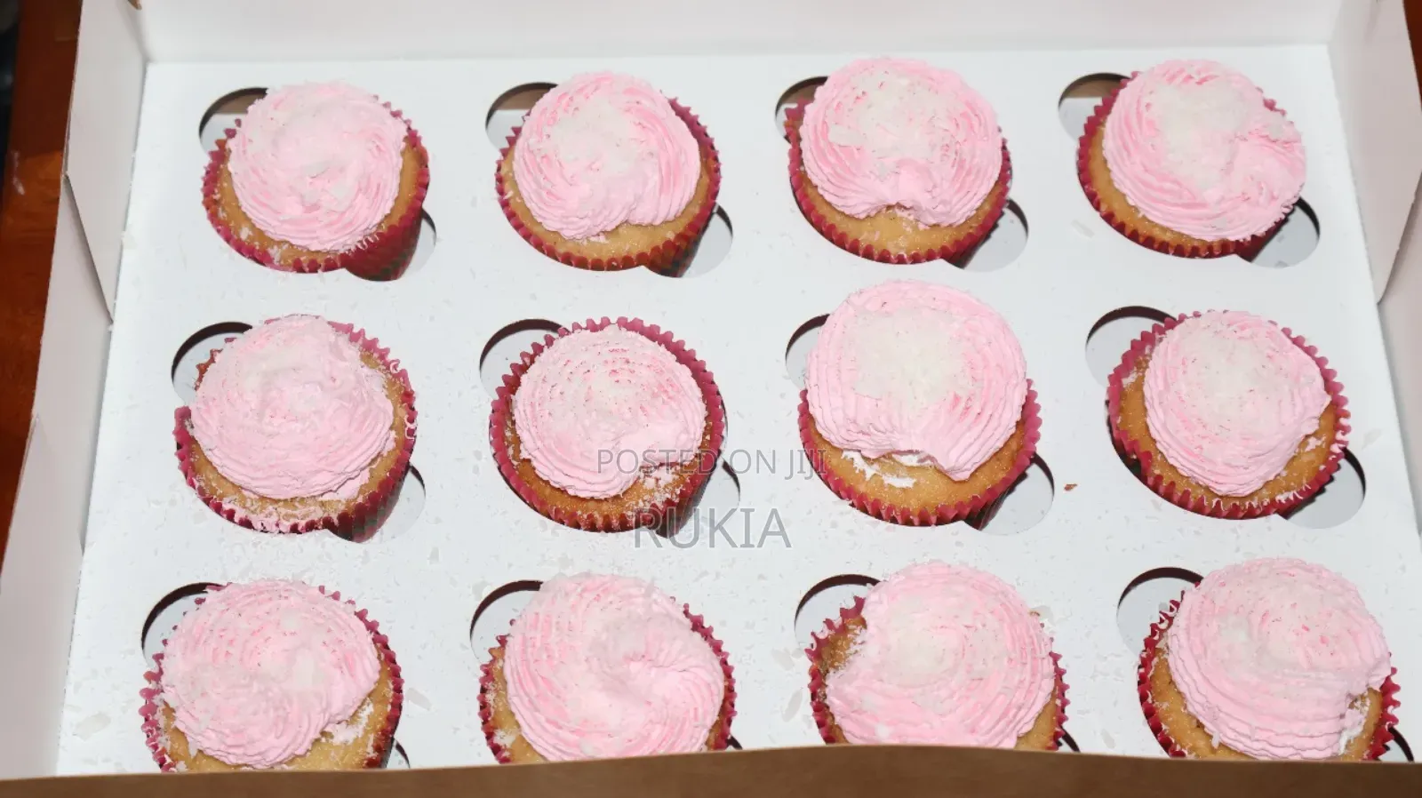 Cakes and Cupcakes on Order