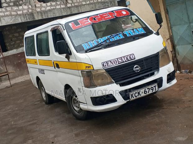 Nissan Caravan (Urvan) 2012 White