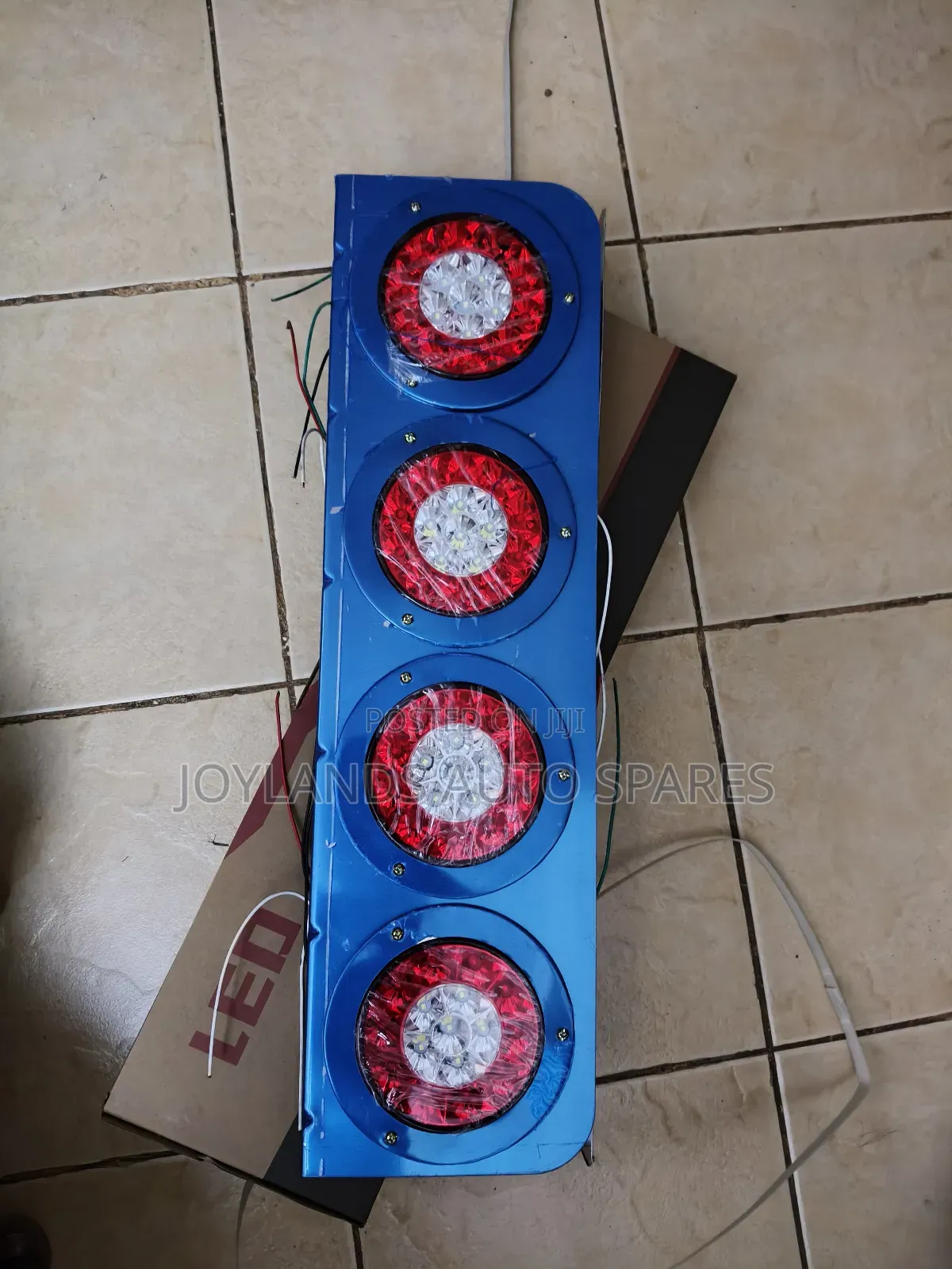 Universal Led Isuzu/Trucks Tail Lights