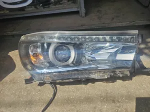 Revo 2018 Headlight