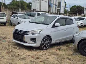 Mitsubishi Mirage SE 2019 White