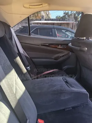 Toyota Crown 2018 White