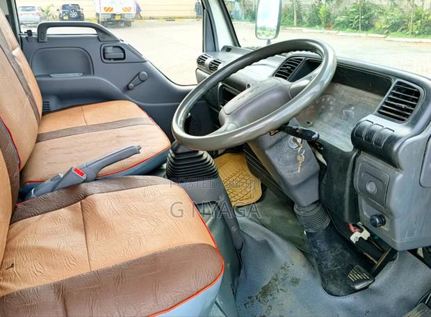 Isuzu NHR Covered Body 2019 Model - thumbnail 4