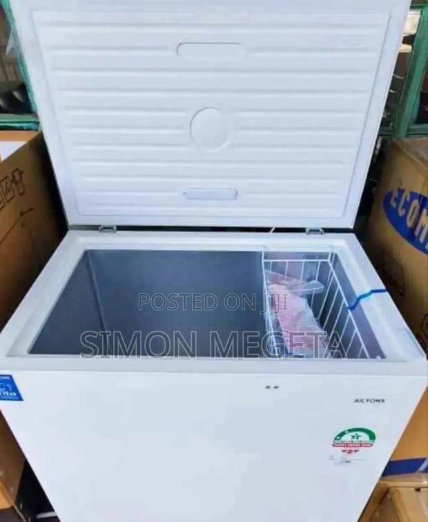 New Arrivals Ailyons 200 Litres Freezer