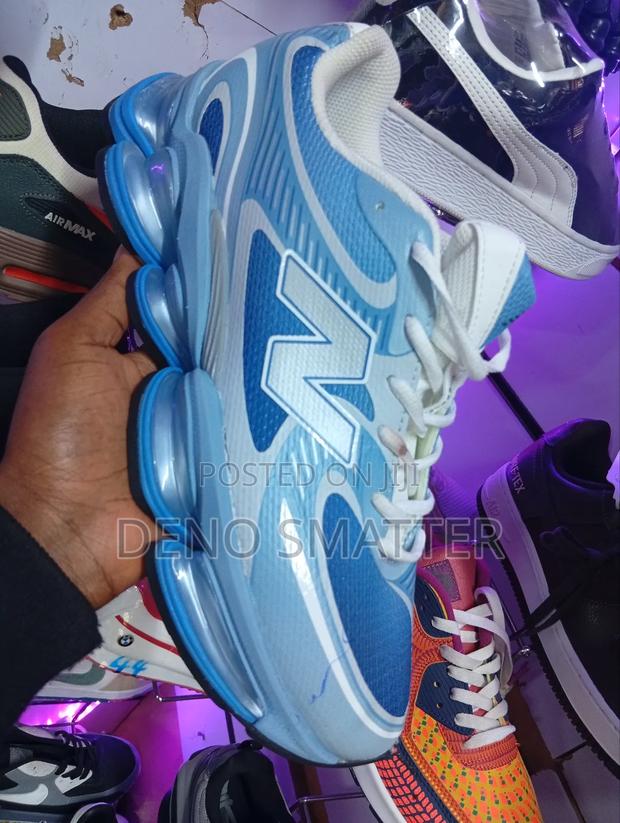 All Quality Sneakers - thumbnail 2