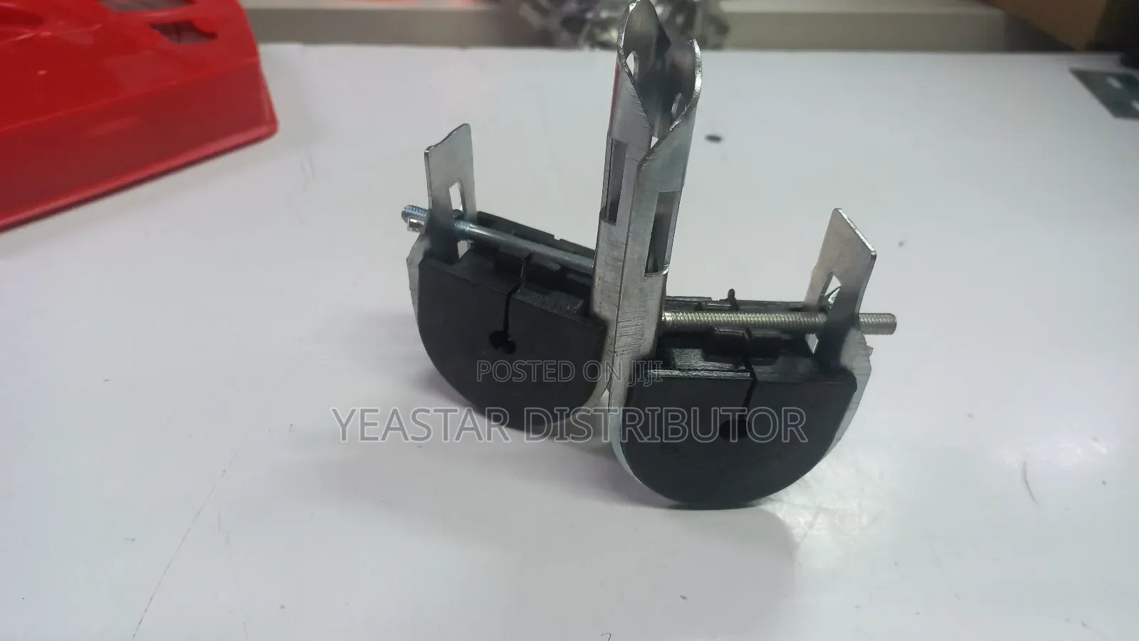 Small J-Hook Suspension Clamp (Also Known as an Adss Suspension Clamp)