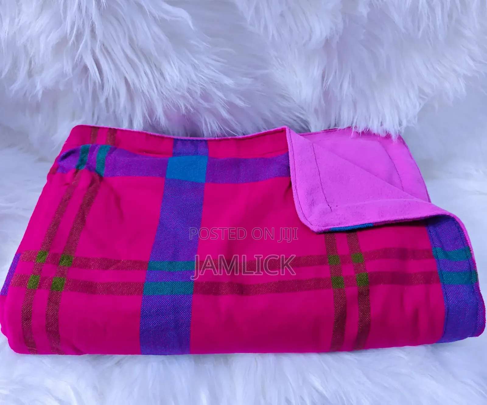 Checked Warm Masai Fleece – 150 × 200 Cm –Gw