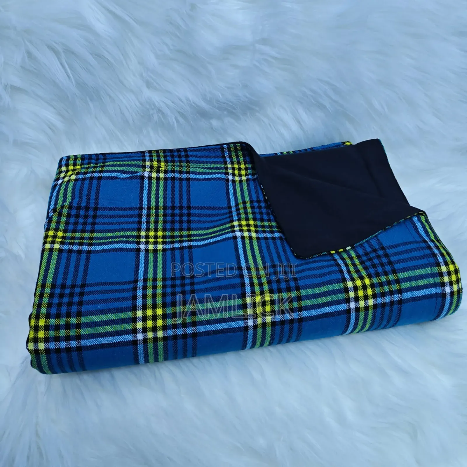 Checked Warm Masai Fleece – 150 × 200 Cm –Gw