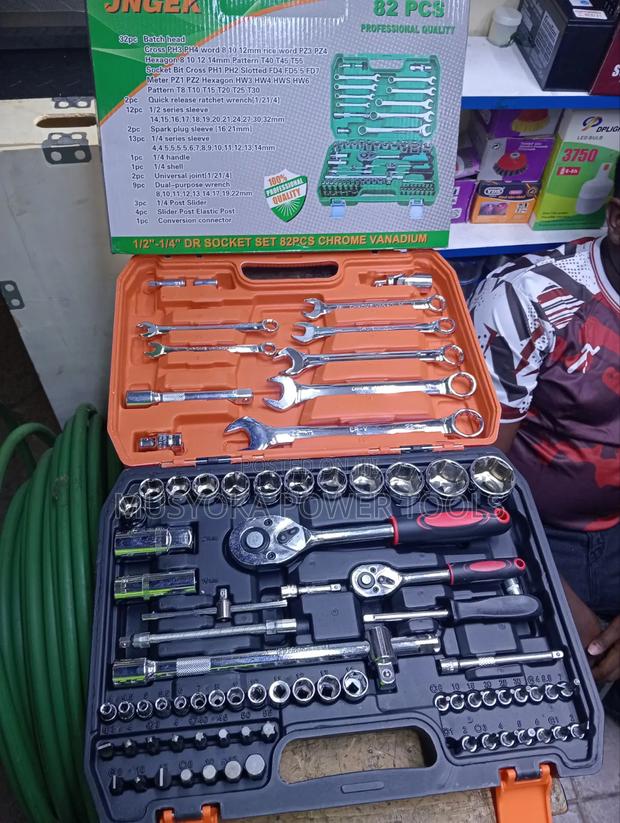 82pcs Mechanical Toolset - thumbnail 3