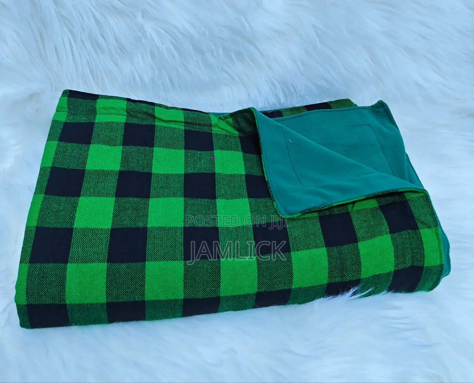 Checked Warm Masai Fleece – 150 × 200 Cm –Gw
