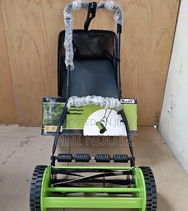 Easypush Manual Lawn Mower/Lightweight and Hassle Free