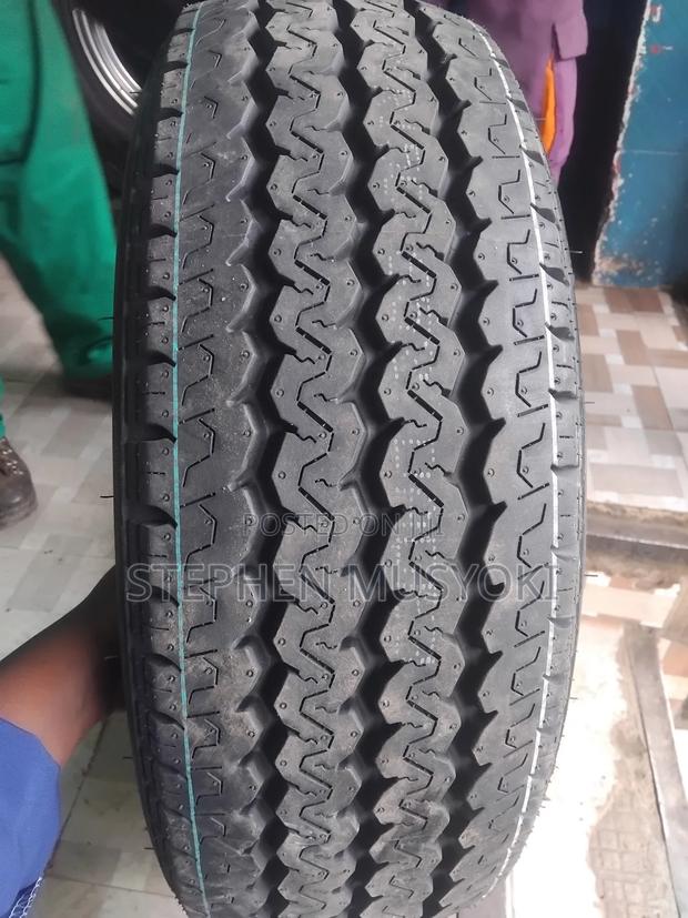 225/70r15c Maxtrek Tyre (8pr)