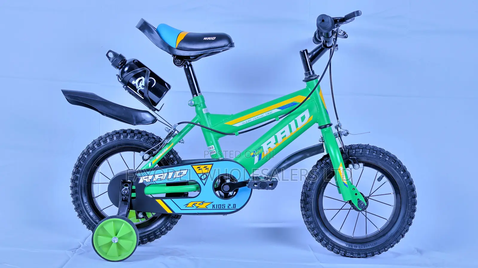 Raid Kids Size 12 With Bottle and Adjustable Seat