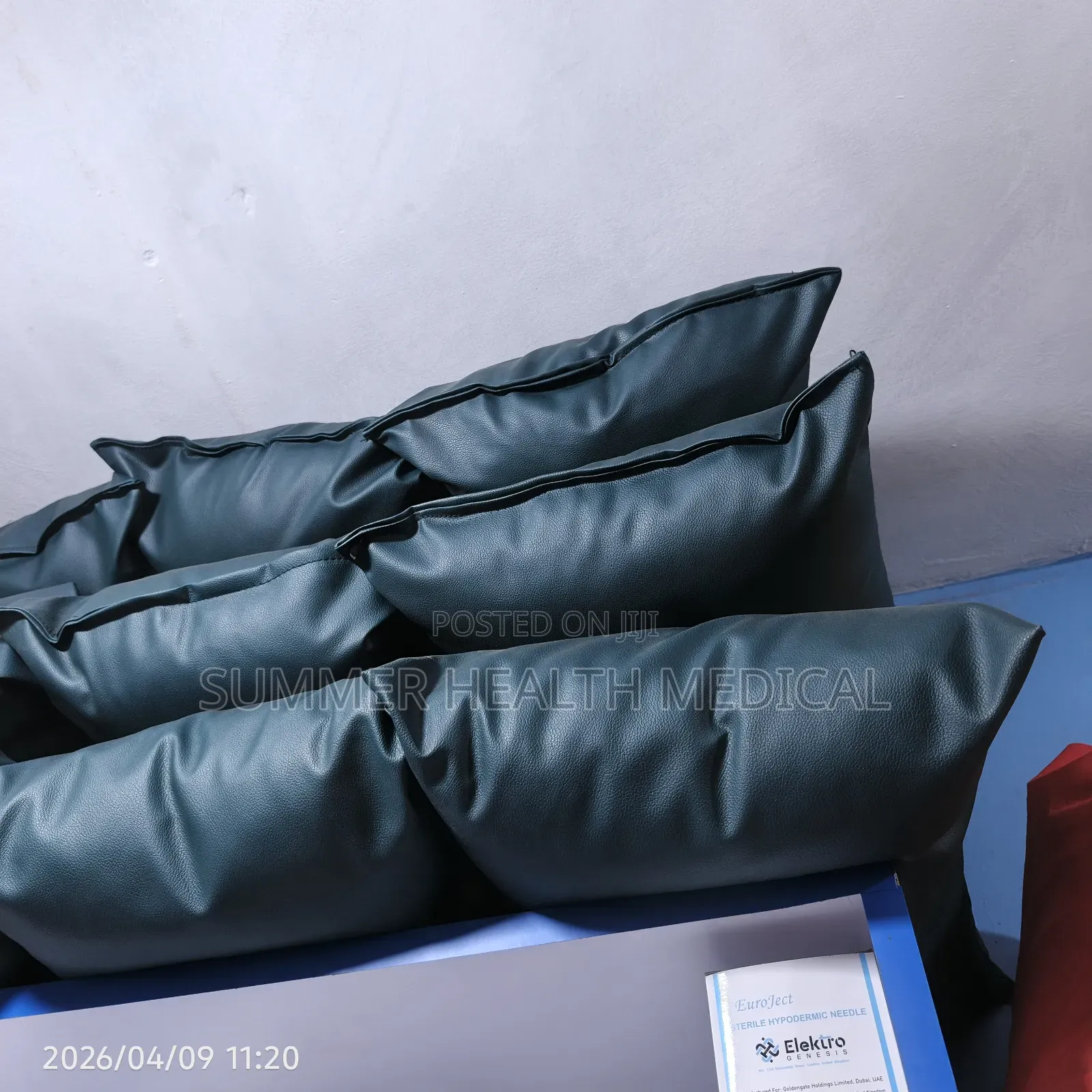 Hospital Pillows With Mackintosh