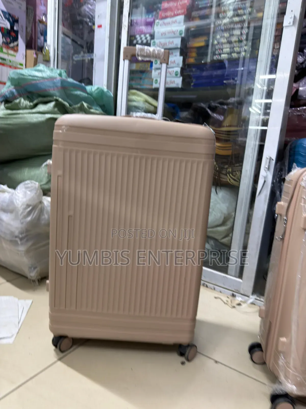 Large Size Rubber Suitcase Height 72cm Capacity 30kgs