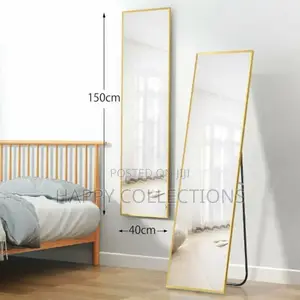 Reflective Dressing Mirror