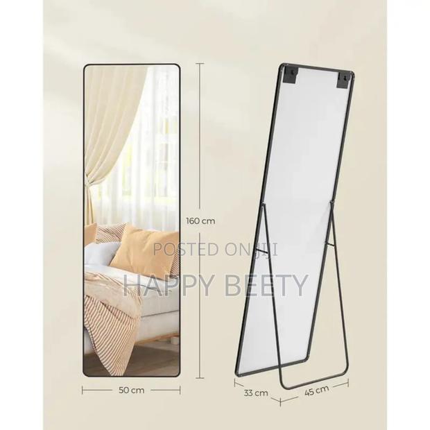 Reflective Dressing Mirror - thumbnail 2