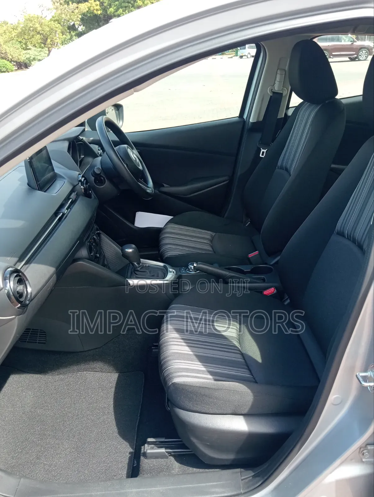 Mazda 2 2019 Silver