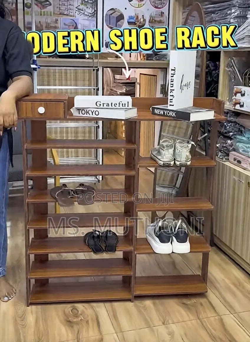 Elegant Minimalist Design Shoe Shelf / Shoe Rack